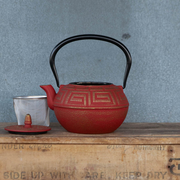 Cast Iron Teapot, 1.2L, Majestic Design,