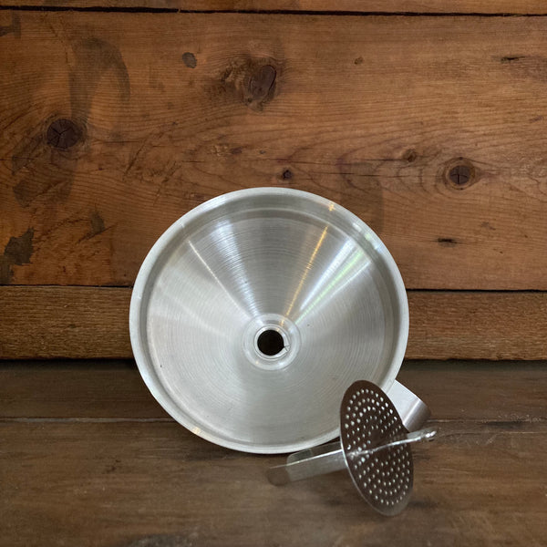Funnel, stainless steel with removable strainer