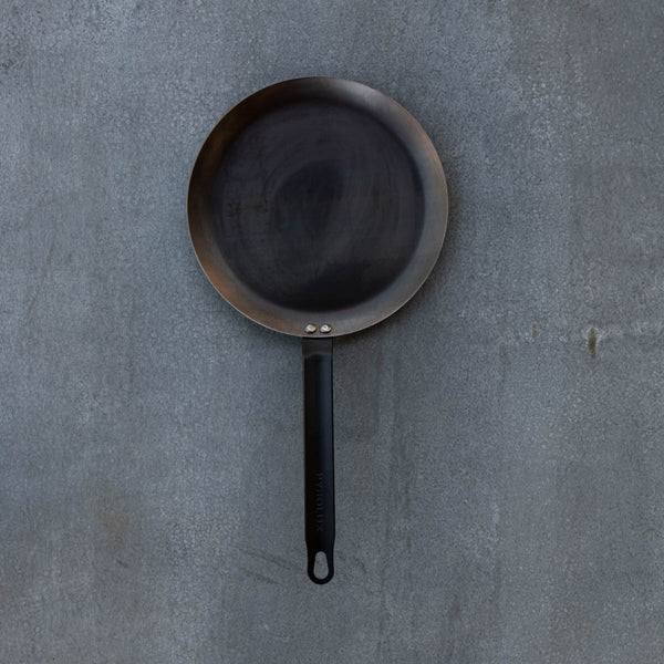 The Pyrolux - Industry Crepe Pan makes perfect for Sunday pancakes.  Made from 1.5-2mm guage Blue Steel for excellent heat conduction. It allows for longer preheating and withstands higher temperatures.