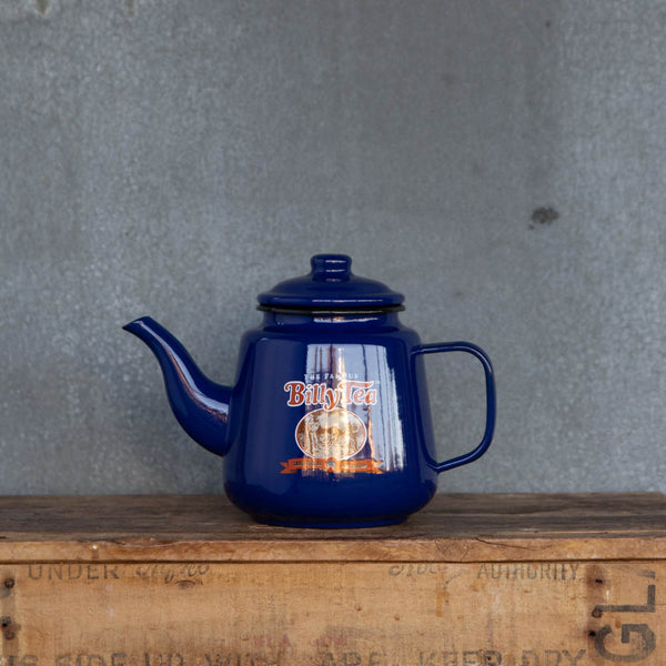 Settle in for morning tea with our enamel teapot featuring the Billy Tea iconic Australian logo and brilliant blue colour.