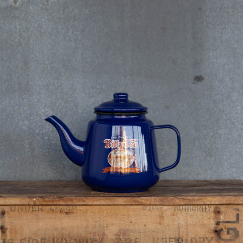 Settle in for morning tea with our enamel teapot featuring the Billy Tea iconic Australian logo and brilliant blue colour.