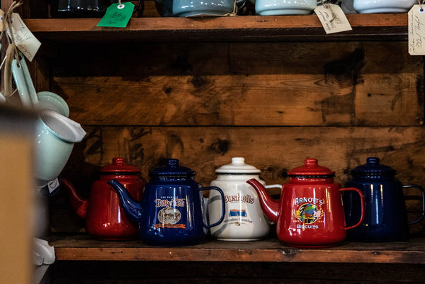 Settle in for morning tea with our enamel teapot featuring the Billy Tea iconic Australian logo and brilliant blue colour.