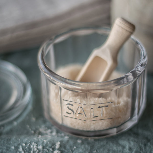 Salt pot and lid made from glass, with beechwood scoop. Leave it out on the kitchen bench for easy access when cooking and move it to the table when it's time to sit down to dinner. 