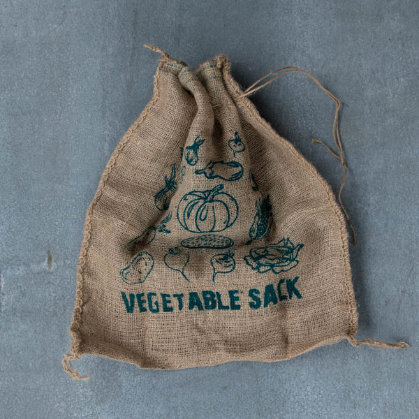 Hessian Vegetable Sack, with drawstring, for storing onions, potatoes or other garden produce. Reusable, breathable and long lasting for environmentally friendly storage.