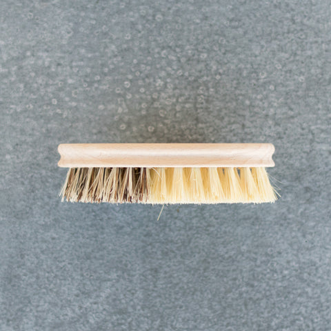 Odgers and McClelland Exchange Stores logo printed on this German made vegetable brush, with natural bristle and timber head. There are two textured fibres for loose or hard-to-remove dirt. Scrub soil from root vegetables freshly picked from your garden or your local market. 