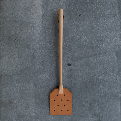 Fly swat made by Redecker from high quality sustainable oiled beechwood and hand finished leather. 