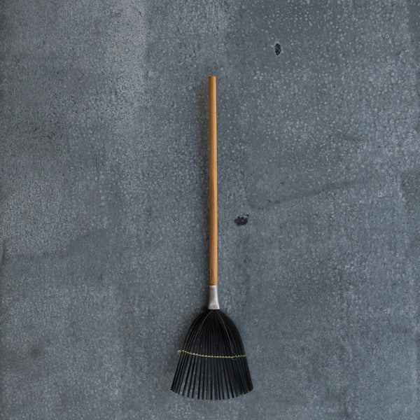 Fly swat made by Redecker from high quality sustainable oiled beechwood and wire. For those who can't stand flies, but don't like fly spray either. The swat is an easy, environmentally friendly way of controlling nuisance flies. 