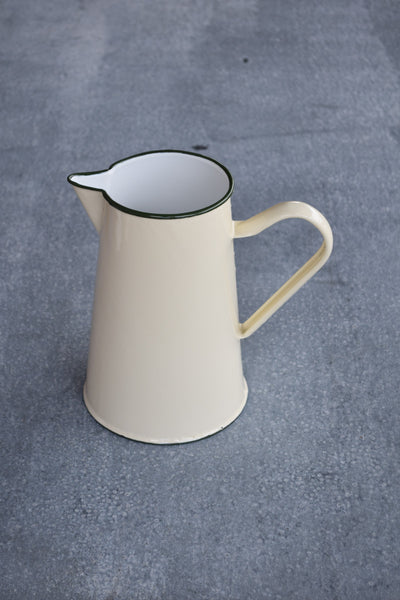 The Romanian enamel two litre enamel jug is our most popular enamel jug, a particular favourite for restaurants and cafes and entertaining. Available in red, blue, cottage, white and green.