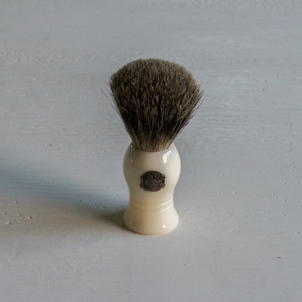 Shaving brush, Vulfix No.1000, pure badger bristle. Great quality, entry level badger brush. Worth the extra over boar bristle. Handmade in England.