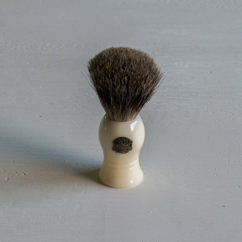 Shaving brush, Vulfix No.1000, pure badger bristle. Great quality, entry level badger brush. Worth the extra over boar bristle. Handmade in England.