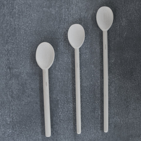 Every kitchen needs a supply of wooden spoons. We have wooden beech spoons, made in France, in three lengths: 30cm, 35cm and 40cm.